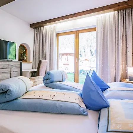 アパート Haus Wulfenia *